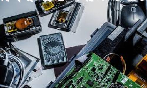 在讨论如何通过TP钱包（TrustWallet）在内部不同链之间转账之前，我们需要先了解一些基本概念。TP钱包是一款支持多种区块链资产的加密货币钱包，可以让用户方便地管理不同类型的数字货币，包括ERC20、BEP20、TRC20等多种标准。然而，由于区块链的特性，尤其是不同链之间的转账并非简单的“转发”操作，因此需要一些特定步骤。接下来，我们将详细介绍如何在TrustWallet上进行这种转账。

理解区块链及其资产

在深入转账操作之前，首先要理解不同的区块链及其资产。简单来说，每条区块链都有自己的协议和代币标准。以太坊（Ethereum）网络上的代币通常是ERC20标准，而币安智能链（BSC）上的代币则是BEP20标准。当你想在这两种链之间转移资产时，直接转账是不可能实现的，因为各自的链之间没有直接的连接。

这就要求我们借助一些工具，例如去中心化交易所（DEX）或桥接服务，来实现不同链之间的资产转移。

使用TP钱包进行内部转账的步骤

为了在TP钱包中进行不同链之间的转账，可以遵循以下步骤：

h41. 确认资产及链信息/h4

首先，你需要明确要转移的资产以及它们所在的区块链。例如，如果你想将以太坊上的ETH转到币安智能链（BSC）上的BEP20代币，你需要确保在这两条链上都有足够的手续费（Gas Fee）。

h42. 使用跨链桥（Bridge）/h4

跨链桥是专门用于在不同区块链之间转移资产的工具。当前有多个跨链桥可供选择，比如AnySwap、Binance Bridge等。在TP钱包中，你可以直接通过浏览器访问这些服务。

在使用跨链桥进行转账时，需要进行以下操作：

ul
    listrong选择源链与目标链：/strong例如，选择Ethereum作为源链，BSC作为目标链。/li
    listrong输入转账金额：/strong指定你希望转账的金额。/li
    listrong连接你的TP钱包：/strong按提示连接你的TP钱包，确认必要的签名。/li
    listrong发起交易：/strong确认所有信息都正确，然后发起交易。在等待确认期间，你需要耐心等候，因为跨链交易可能需要一些时间。/li
/ul

h43. 确认交易状态/h4

完成交易后，你可以在TP钱包中查看你的资产。如果交易成功，你将在目标链上看到已转账的资产。

h44. 处理可能的问题/h4

在跨链转账过程中，可能会遇到一些问题，比如交易失败、网络拥堵等。在这种情况下，首先检查你的手续费是否足够，并查看跨链桥的状态。如果问题仍然存在，建议联系平台的客服或查阅相关社区的解决方案。

安全性与注意事项

任何数字资产的转账都涉及一定的风险，因此确保安全性至关重要。以下是一些需要注意的事项：

ul
    listrong谨慎选择桥接服务：/strong确保你使用的跨链桥是可靠的，查看其社区反馈及使用情况。/li
    listrong注意手续费：/strong不同链的手续费差异可能较大，所以在转账时要留意余额。/li
    listrong确认正确地址：/strong在转账前再次确认目标地址，确保无误，避免资产损失。/li
/ul

总结与建议

通过TP钱包，在内部不同链之间转账并不是一件复杂的事情。但在操作过程中，一定要注意每一步的细节，并保持警惕。随着数字货币的不断发展，跨链技术也在逐渐成熟，未来可能会有更多简单和安全的转账方案出现。因此，保持对市场的关注，了解最新的技术和工具，将有助于你更高效地管理数字资产。

希望以上信息能够帮助你更好地理解TP钱包及其跨链转账的操作流程。如果有其他问题，建议查阅官方文档或参与社区讨论，以获取更多帮助和建议。

TP钱包, 跨链转账, 数字资产, 区块链/guanjianci
立即学习TP钱包不同链转账技巧！2025必看指南